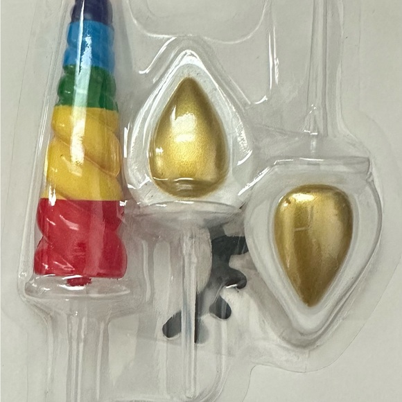 Unicorn Cake topper - Picture 2 of 3